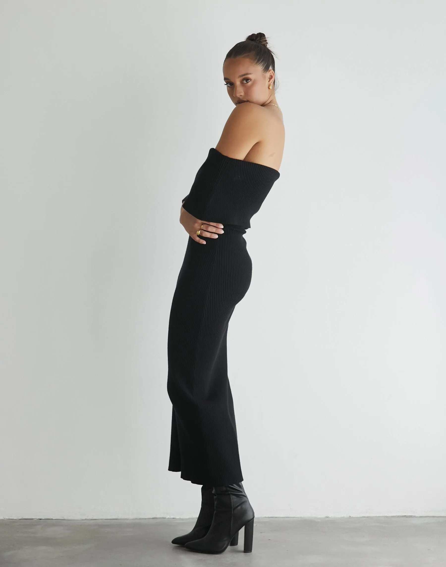 Ambiguity Maxi Dress (Black)