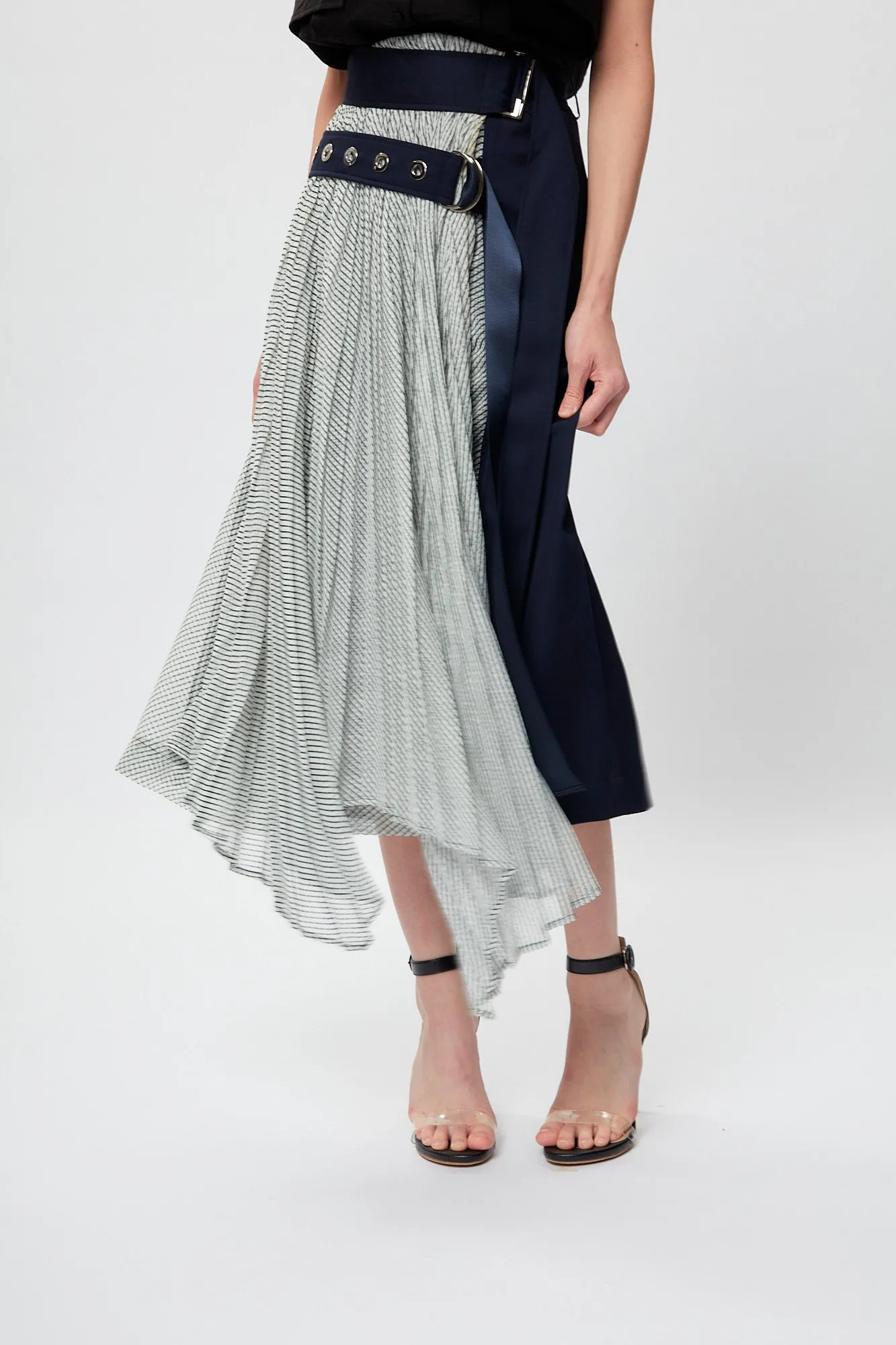 Belted Asymmetric Pleating Skirt