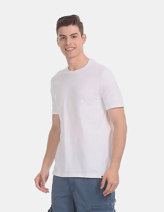 GAP White Solid Crew Neck T-Shirt