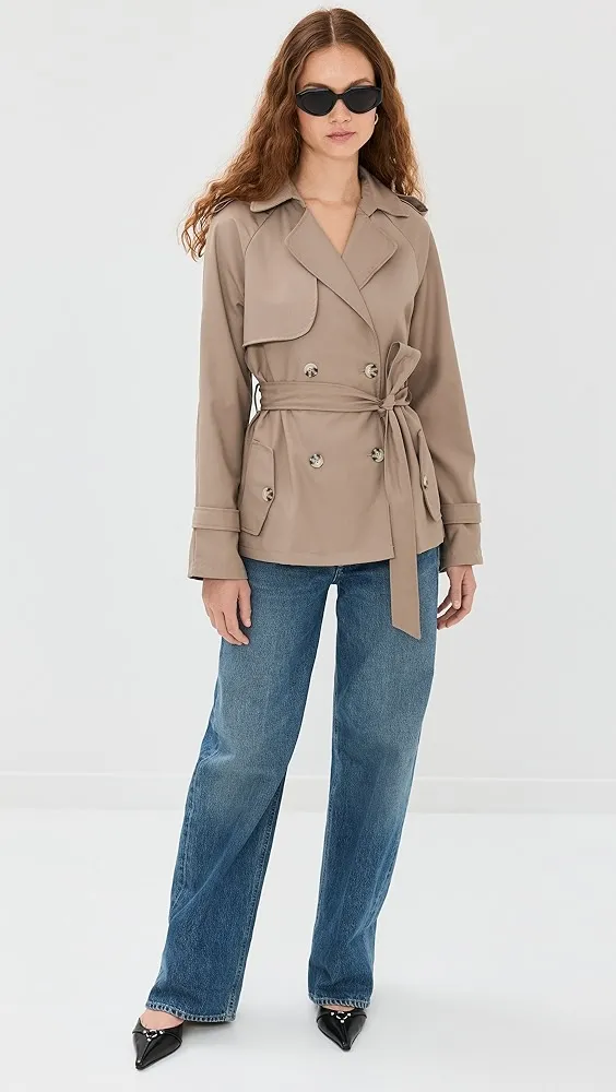 Lioness   Cropped Trencherous Coat 