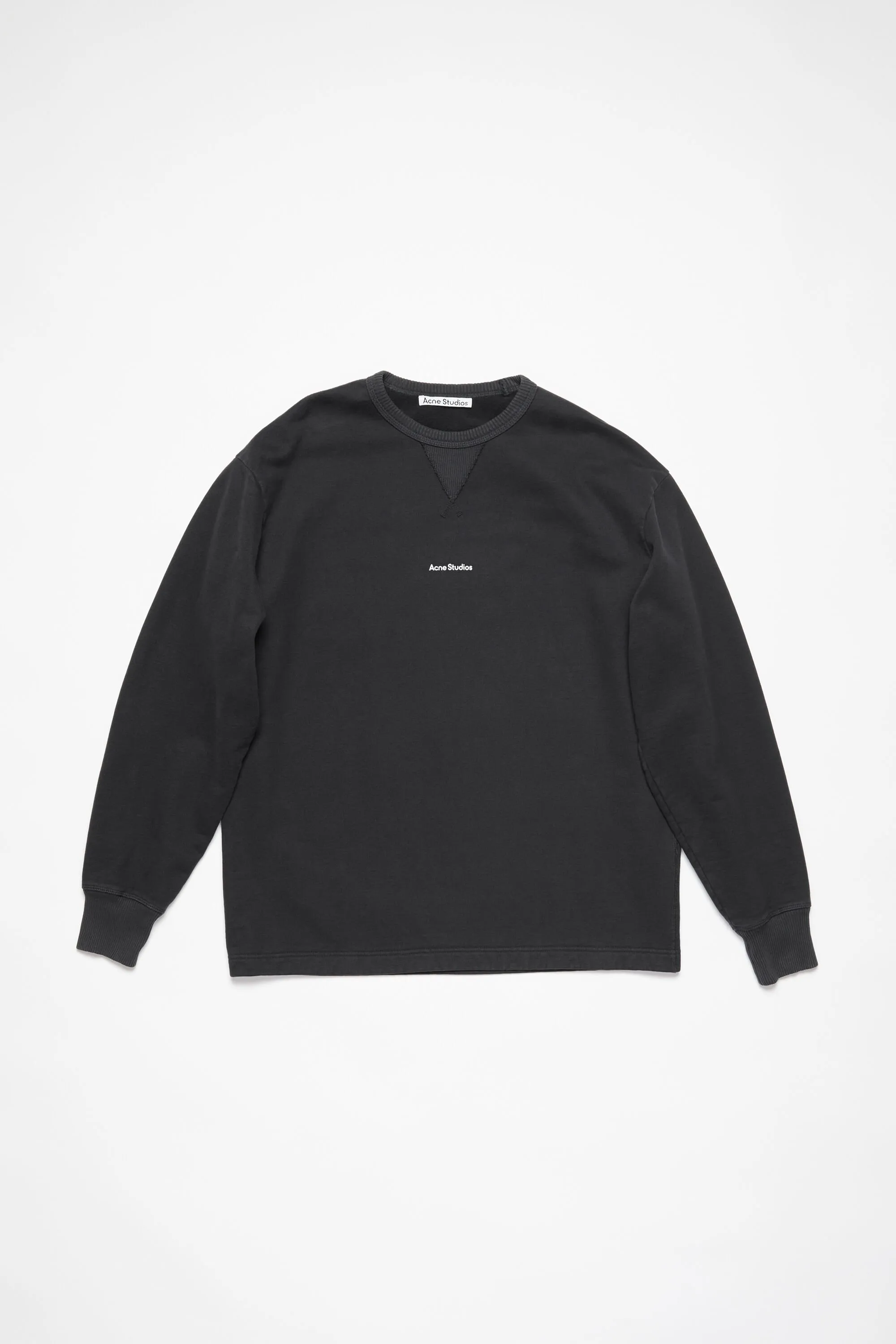 Logo sweater