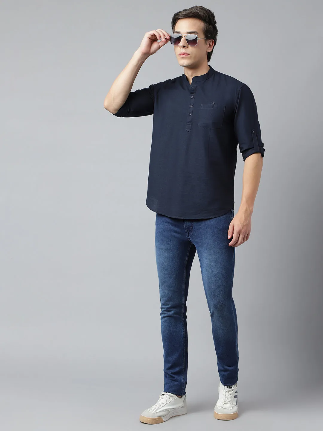 Men Navy Standard Fit Solid Kurta