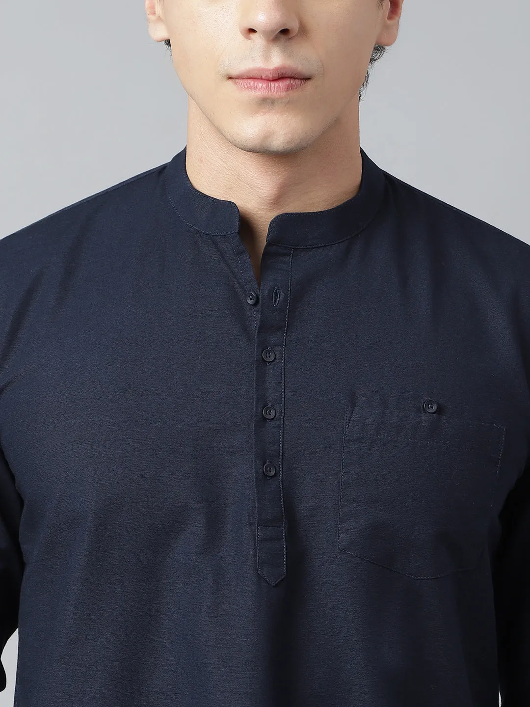 Men Navy Standard Fit Solid Kurta