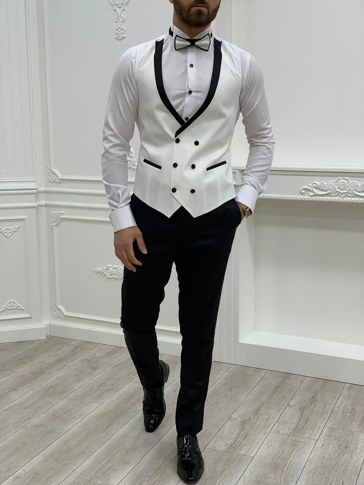 Serra Royal White Slim Fit Tuxedo