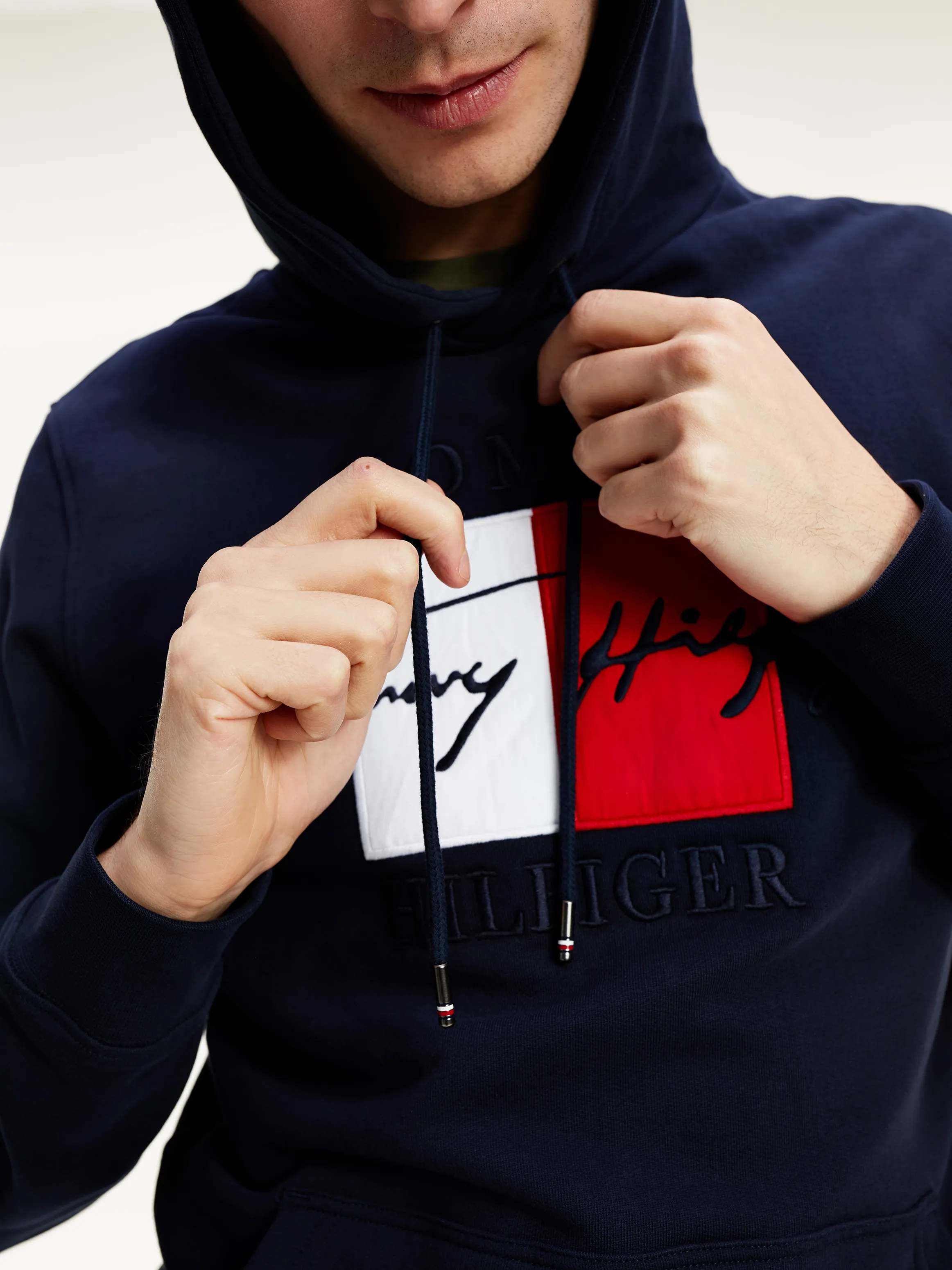 Th Signature Logo Embroidery Hoodie | Sweatshirts & Hoodies | Tommy Hilfiger