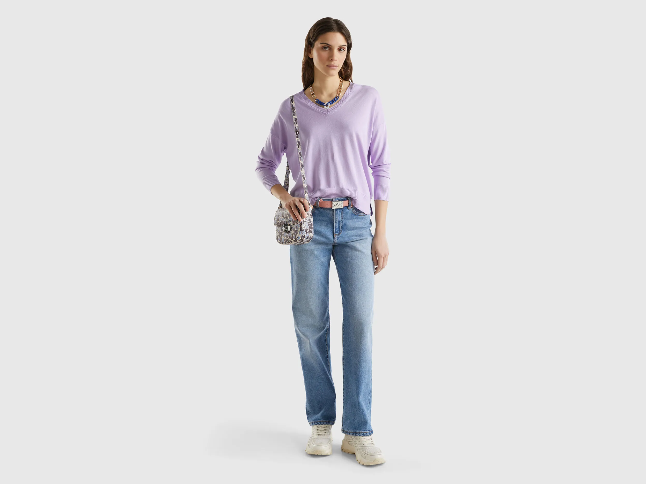 V-neck sweater in Modal® blend - Lilac | Benetton